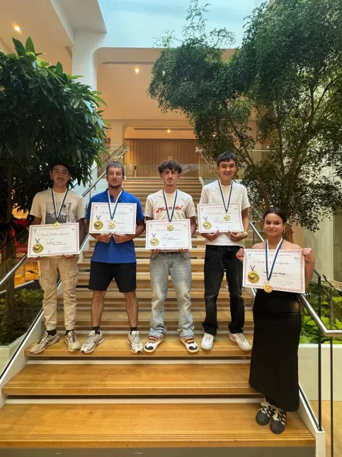 les élèves ont reçu leur médailles d'or au MAF régional